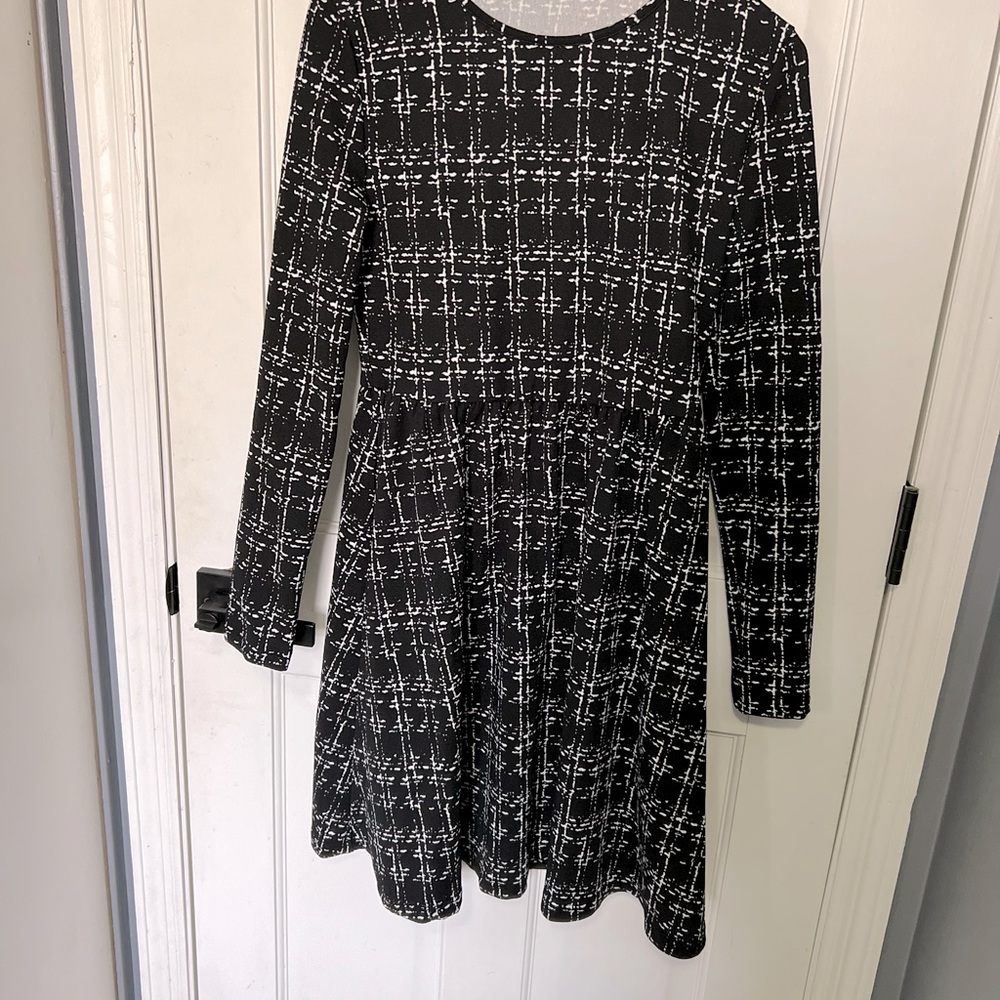 SHEIN Clasi Plaid Round Neck Long Sleeve Short Dress
